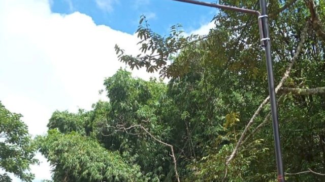 Tombolo Energy Beri Bantuan Pemasangan Instalasi Listrik Lampu Jalan
