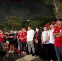 Danny Rela Hujan-hujanan Nobar Timnas Indonesia Meski Kalah