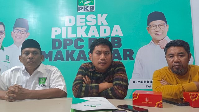 Perwakilan tim Indira Jusuf Ismail saat berkunjung kr Sekretariat PKB Makassar.