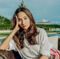 Foto Artis NZ Mesra dengan Politikus Viral, Netizen Duga Naomi Zaskia