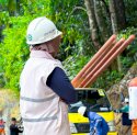 Meski Akses Jalan Sulit, Srikandi PLN Berhasil Pulihkan Pasokan Listrik di Kabupaten Luwu