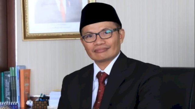 Direktur Urusan Agama Islam dan Pembinaan Syariah, Adib