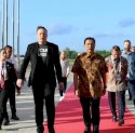 Menko Luhut Tawarkan Biak ke Elon Musk Buat Proyek Peluncuran Roket