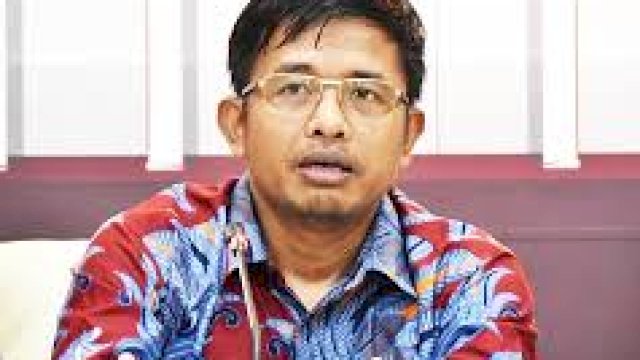 Anggota KPU Idham Holik