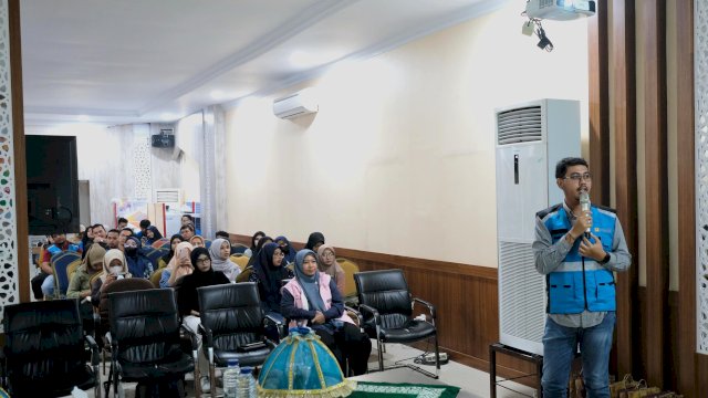 PLN Ajak Mahasiswa Unismuh Makassar Peduli Keselamatan Ketenagalistrikan