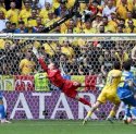 Start Bagus, Rumania Gasak Ukraina 3-0