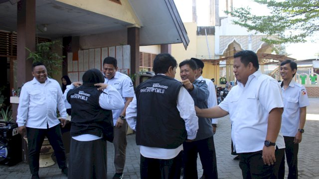 Peresmian Posko Kawal Pemilih di Kantor Bawaslu Makassar. Ist