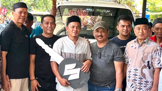 CEO Bali Hastie Indomalaya Pulang Kampung ke Enrekang, Hibahkan Ambulans Gratis