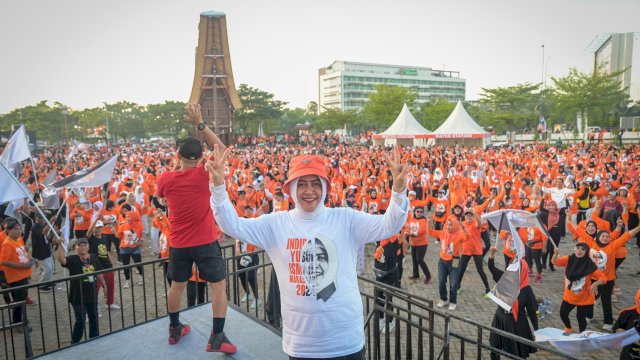 Puluhan Ribu Orang Meriahkan Senam Ininnawa Indira Yusuf Ismail di CPI