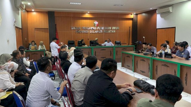 Sederet Catatan Bawaslu Sulsel Pada Rapat Evaluasi Hasil Pengawasan Coklit