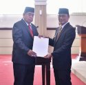 Pj Gubernur Prof Zudan Lantik Eks Sekprov Sulsel Abdul Hayat Gani Sebagai Staf Ahli