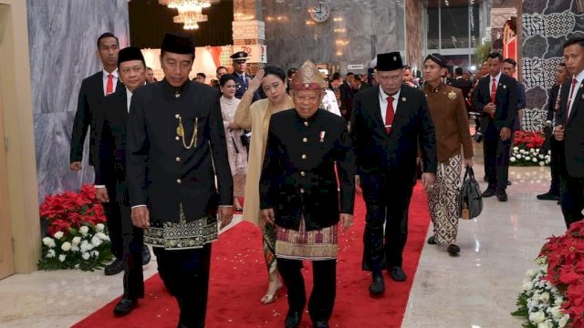 Presiden Jokowi Sampaikan Permohonan Maaf Jelang Turun Takhta