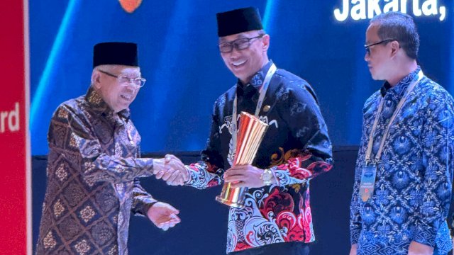 Sulsel Raih Dua Penghargaan Naker Award Tahun 2024