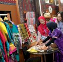 Dekranasda Pamerkan Produk Kerajinan Unggulan Sulsel di Pameran Kriyanusa