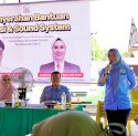 Ketua DPRD Sulsel Salurkan Bantuan Buat 55 Desa di Barru