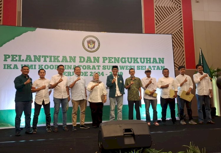 Azhar Resmi Jabat Jabat Ketua IKA UMI Sulsel 