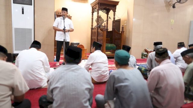 Andi Arwin Azis
