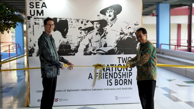 Kolaborasi Unhas dan Konjen Australia: Pameran Mengenang Sejarah Persahabatan