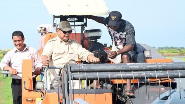 Prabowo Tinjau Program Swasembada Pangan di Merauke