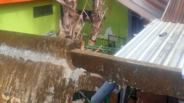 Tembok SD Negeri Pannara Roboh Tertimpa Longsor, Pembelajaran Dialihkan Daring