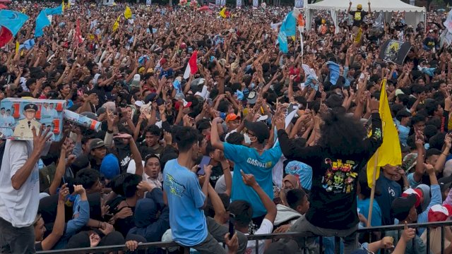 Begini Meriahnya Kampanye Akbar Uji-Sah di Pantai Seruni Bantaeng 