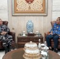 Wali Kota Makassar Sambut Hangat Danlantamal VI Baru, Brigjen TNI Wahyudi