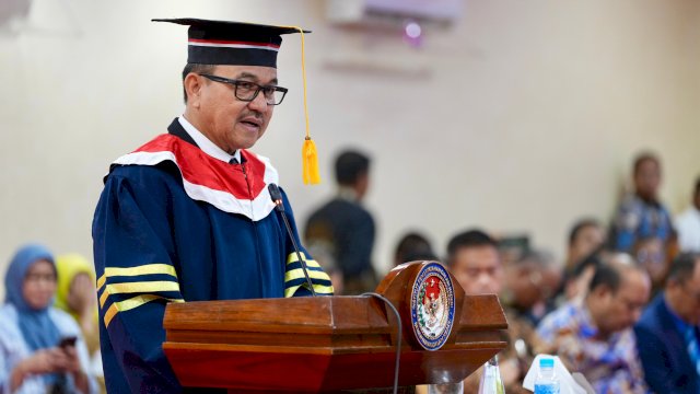 Jufri Rahman Raih Gelar Doktor Cum Laude Berkat Inovasi Kepemimpinan Digital