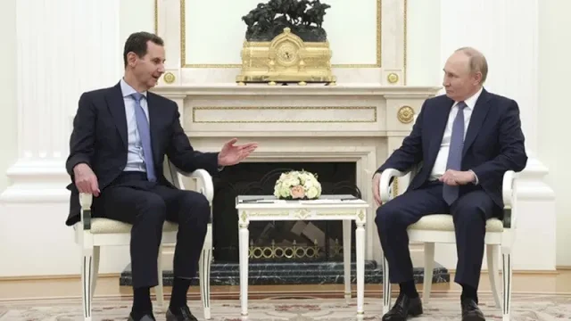 Presiden Suriah Bashar Al Assad bersama Presiden Rusia Putin