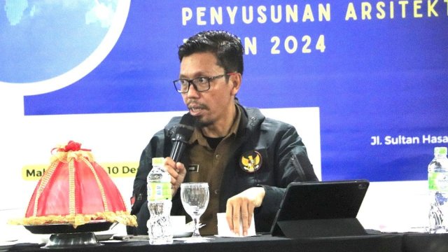 Plh Kadis KominfoSP Sulsel Sultan Rakib