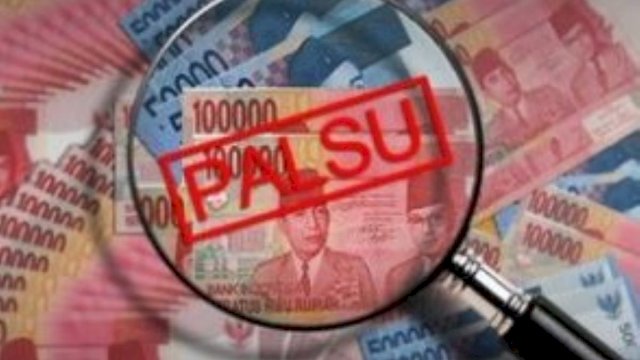 Guru SMK di Makassar Beli Uang Palsu Puluhan Juta untuk Digunakan Sehari-hari