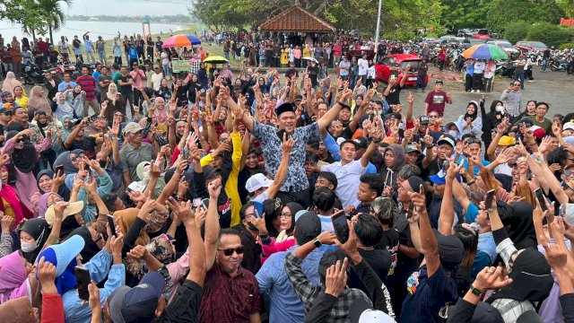 Sukses Lengser Incumbent, Uji Nurdin Terima Kasih Kepada Relawan UJI-SAH