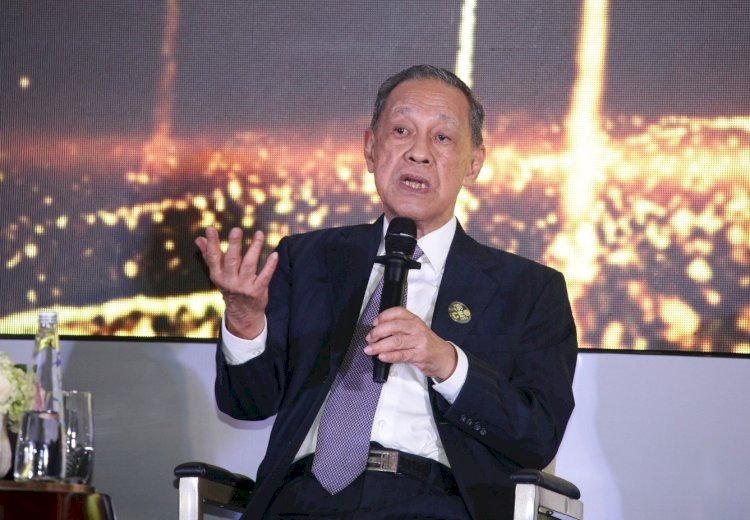 Presiden Komisaris BCA Mengundurkan Diri