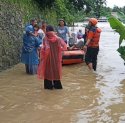 Basarnas Kerahkan 4 Tim Evakuasi Warga di Beberapa Titik Banjir Makassar