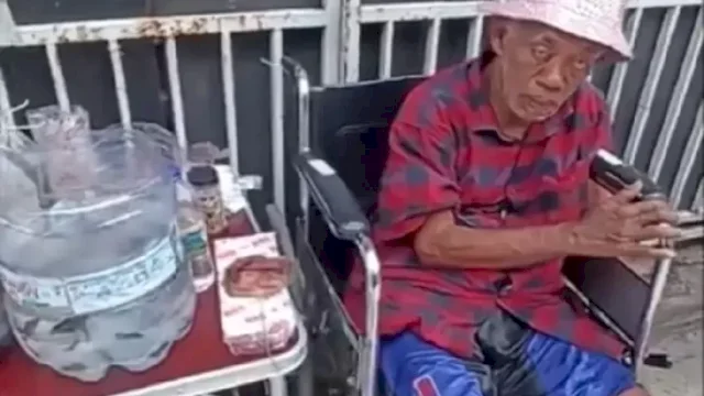 Pesulap Sutarno atau Pak Tarno 