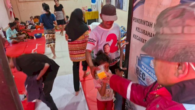 Banjir Surut, Warga Blok 8 Kelurahan Manggala Mulai Kembali ke Rumah