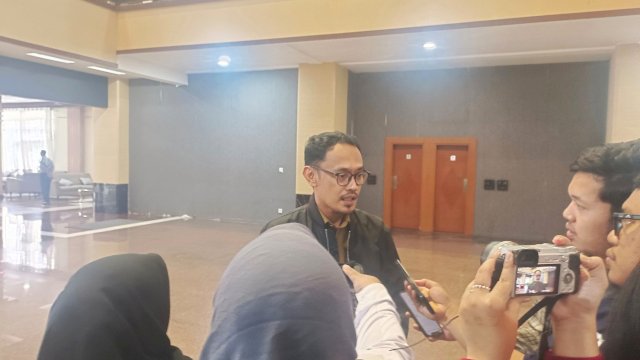 Plt Sekretaris Dinas BMBK Sulsel, Irawan