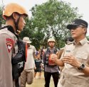 Prof Zudan Tinjau Lokasi Banjir di Soppeng, Serahkan Bantuan untuk Warga Terdampak