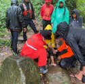 Trouble di Gunung Lompobattang, Satu Pendaki Dievakuasi Tim Sar Gabungan