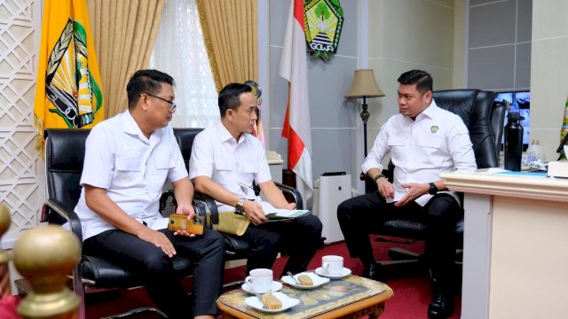 Bupati Kabupaten Gowa, Adnan Purichta Ichsan siap mengakomodir 4.284 Non ASN dalam seleksi Pengadaan Pegawai Pemerintah dengan Perjanjian Kerja (PPPK) yang terdaftar dalam pangkalan data Badan Kepegawaian Negara (BKN) 