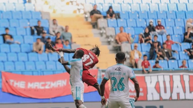 Drama Akhir Laga, Gol Balotelli Hindarkan PSM dari Kekalahan di Stadion Batakan