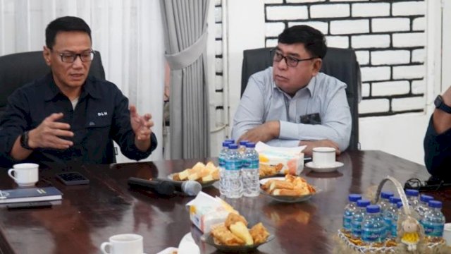 Pj Wali Kota Parepare, Abdul Hayat Gani, mempelajari rahasia sukses Balikpapan dalam mengelola sampah, Jumat (17/11/2025).