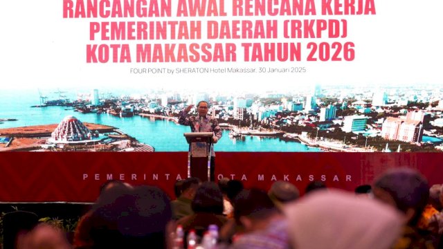 Wali Kota Makasar, Mohammad Ramdhan Pomanto membuka resmi Forum Konsultasi publik rancangan awal rencana kerja pemerintah daerah (RKPD) kota makassar tahun 2026, di Four Point By Sheraton, Kamis (30/1/2025). 