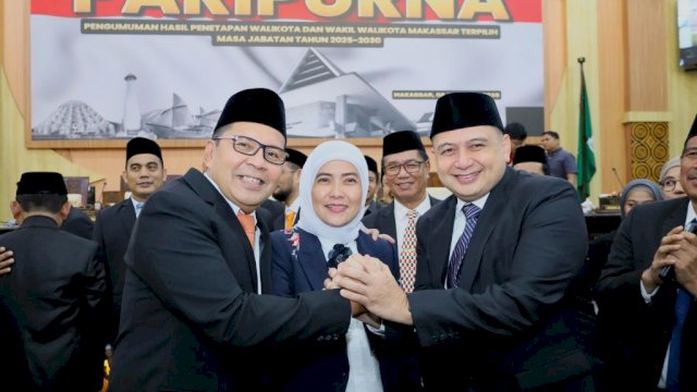 Wali Kota Makassar Mohammad Ramdhan Pomanto bersama Wali Kota dan Wakil Wali Kota Makassar terpilih periode 2025-2030 yakni Munafri Arifuddin-Aliyah Mustika Ilham (Appi-Aliyah).