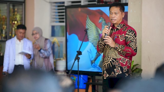 Prof Fadjry Djufry Tegaskan Tak Ada Tenaga Honorer Dirumahkan Karena Efisiensi Anggaran