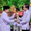 Jokowi Sebut Prabowo sebagai Presiden Terkuat di Dunia