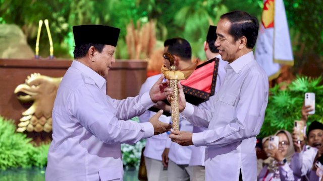 Jokowi Sebut Prabowo sebagai Presiden Terkuat di Dunia