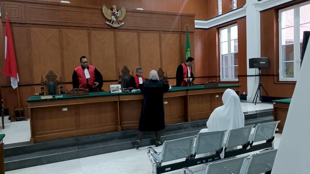 Sidang Lanjutan Kosmetik Merkuri Mira Hayati, Tiga Saksi Diperiksa
