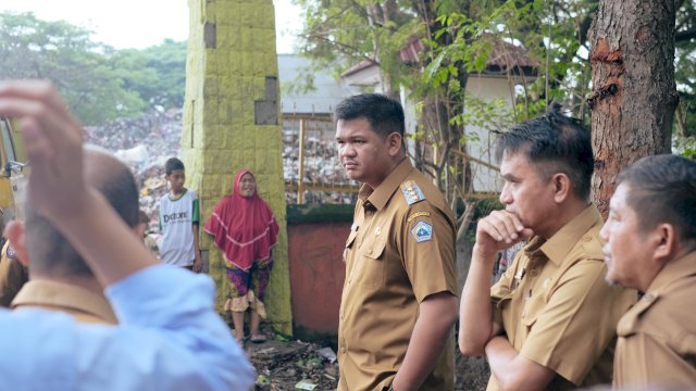 Tinjau TPA Batu Terang, Bupati Uji Nurdin Buktikan Komitmen Atasi Masalah Lingkungan 