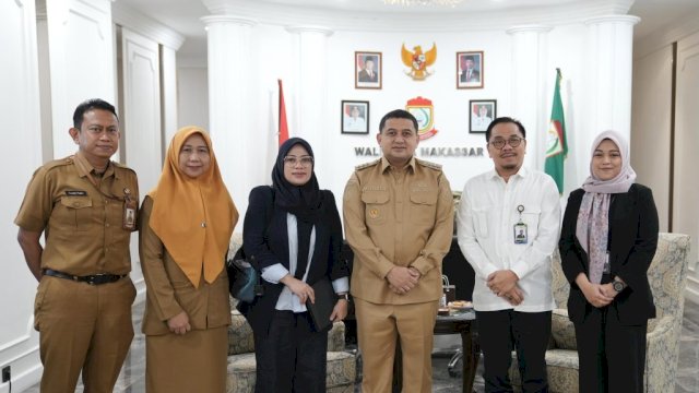 Wali Kota Makassar Munafri Arifuddin saat melakukan audiensi dengan Pimpinan Bank SulselBar di Kantor Balai Kota Makassar, Senin (21/4/2025).