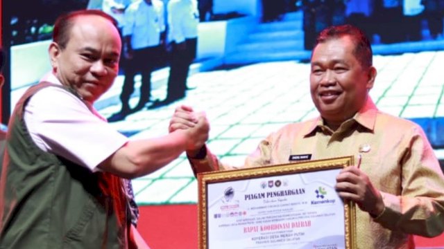 Sukses Bentuk Koperasi Desa Merah Putih, Bupati Takalar Raih Penghargaan Menteri Koperasi